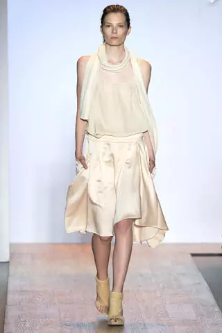 Max Azria Frühjahr 2011 | New Yorker Modewoche