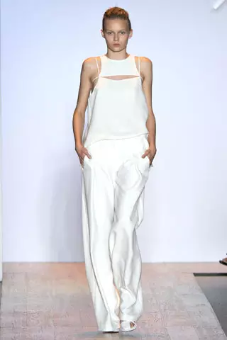 Max Azria Գարուն 2011 | Նյու Յորքի Նորաձևության շաբաթ