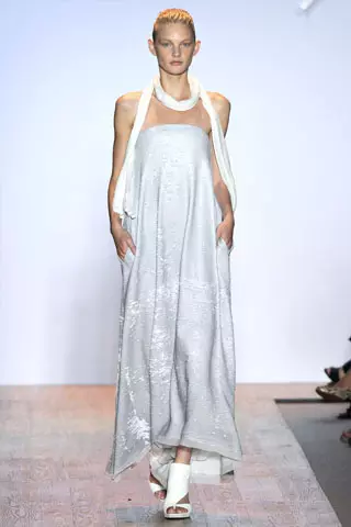 Max Azria Գարուն 2011 | Նյու Յորքի Նորաձևության շաբաթ