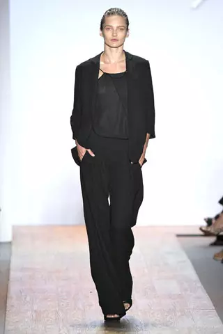 Max Azria Գարուն 2011 | Նյու Յորքի Նորաձևության շաբաթ