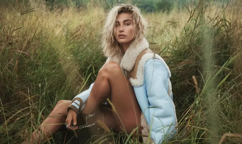 Hailey Baldwin은 Vogue Australia의 자연미인입니다.