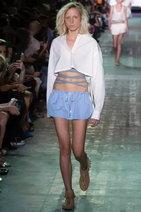 Ο Alexander Wang γιορτάζει το Surf Style για την Άνοιξη του 2017