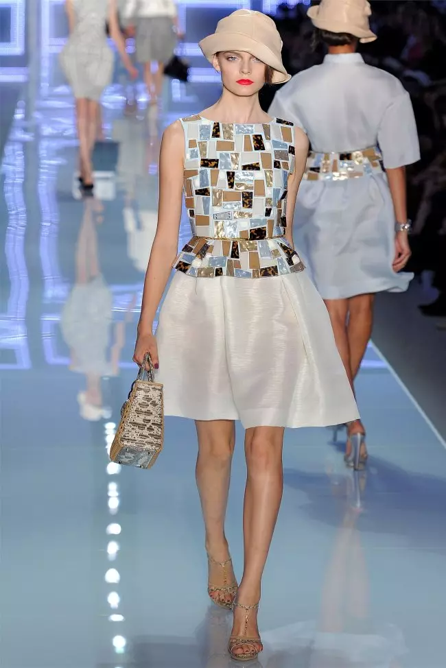 Christian Dior Musim Semi 2012 | Pekan Mode Paris