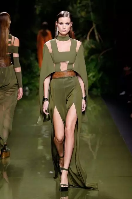 Balmain, 2017 İlkbaharında Daha Yumuşak Tarafını Gösterdi