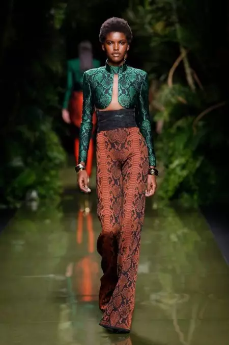 Gipakita ni Balmain ang Mas Mahumok nga Bahin niini alang sa Spring 2017