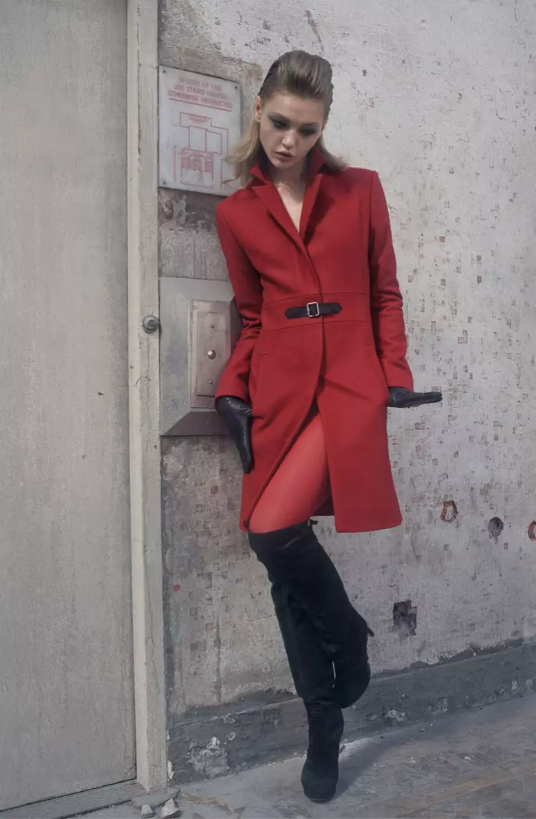 Hugo Boss Fall 2011 ව්‍යාපාරය විසින් Hugo සඳහා Sasha Pivovarova