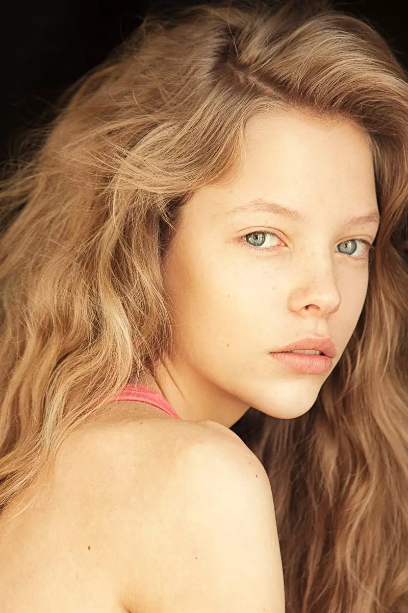 Fresh Face | Mathilda naRemi Kozdra & Kasia Backulis