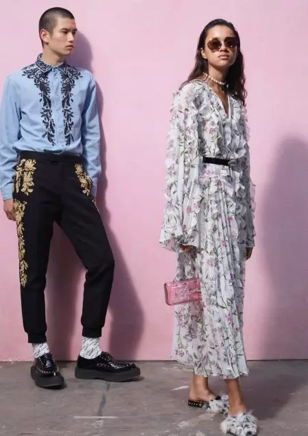 Kitabu cha Kuangalia cha Giambattista Valli x H&M Kiko Hapa - Tazama Picha!