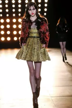 Onyesha Inner Rock & Roll Princess yako pamoja na Saint Laurent