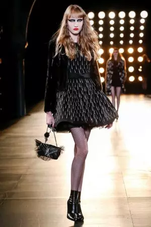 Ikanni Rẹ Inner Rock & Roll Princess pẹlu Saint Laurent