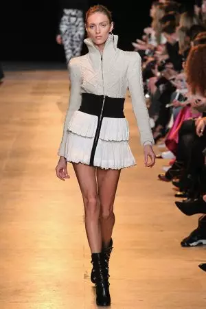 Isabel Marant kombineart looks mei hege taille mei boxy sweaters foar hjerst 2015