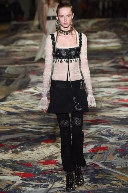 Alexander McQueen Ji bo Bihara 2017 Serdana Giravên Shetland dike