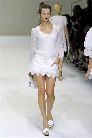 Dolce a Gabbana Gwanwyn 2011 | Wythnos Ffasiwn Milan