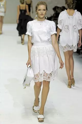 Dolce & Gabbana mùa xuân 2011 | Tuần lễ thời trang Milan