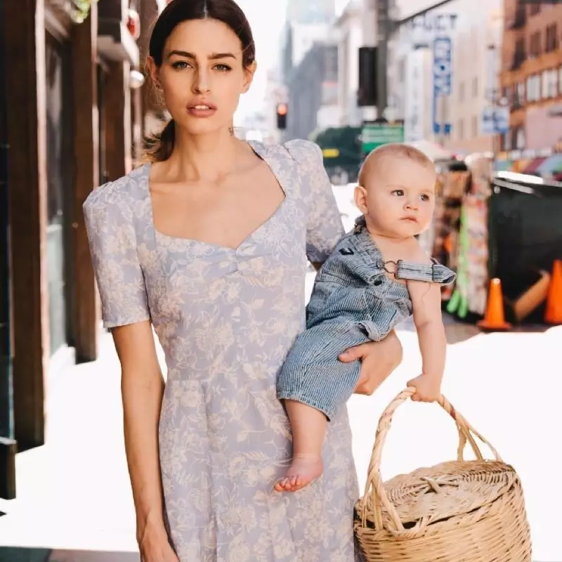 Reformation Breastfeeding Dress Pictures