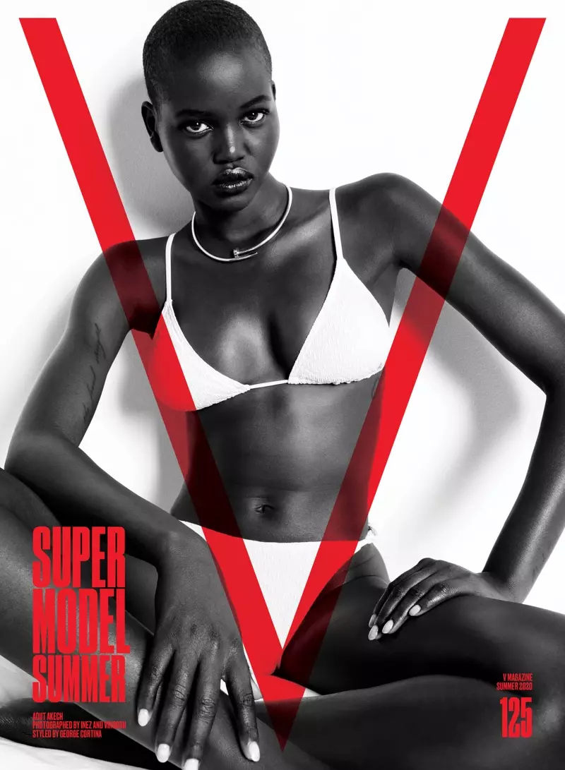 Adut Akech sur V Magazine #125 Kovrilo. Foto: Inez & Vinoodh