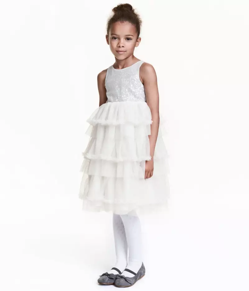 5 Flower Girl Dresses foar in betsjoenende brulloft