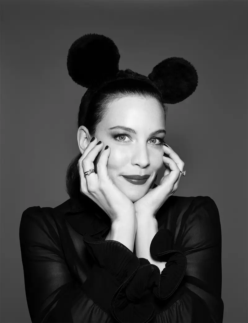 Liv Tyler xuất hiện trong cuốn sách Mickey Mouse & Me. Ảnh: Rankin