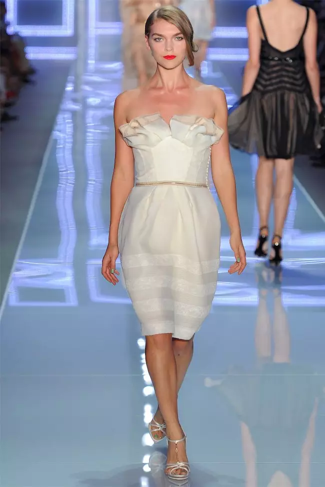 Christian Dior Earrach 2012 | Seachtain Faisin Pháras