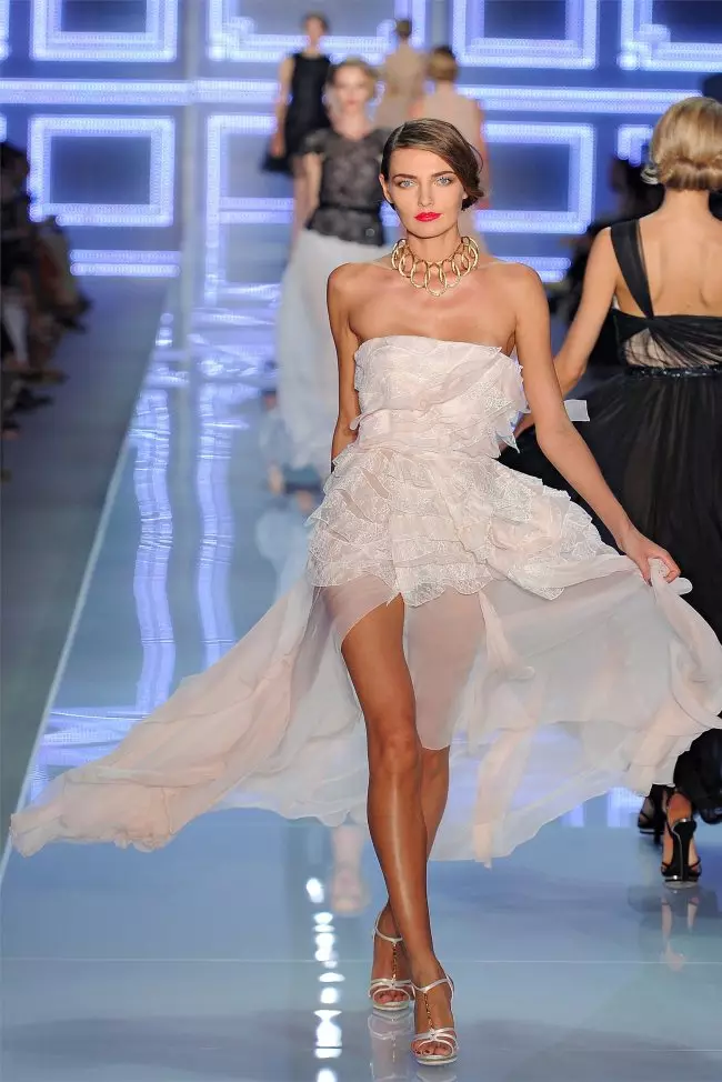 Christian Dior ພາກຮຽນ spring 2012 | Paris Fashion Week