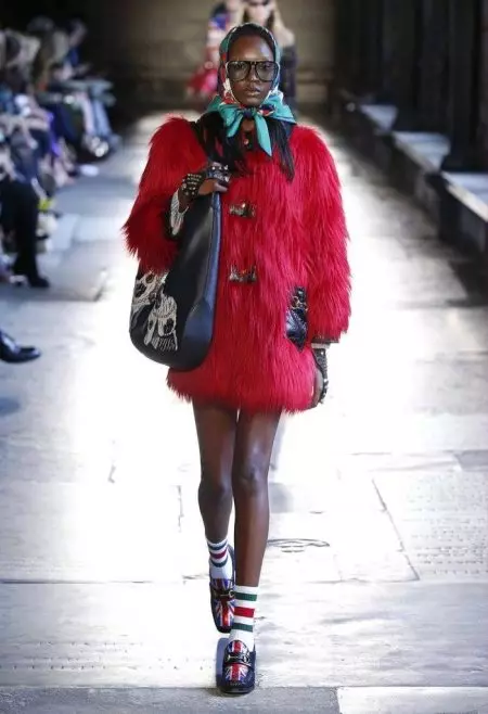 Kolekcija Gucci's Cruise 2017 prevzame londonski duh