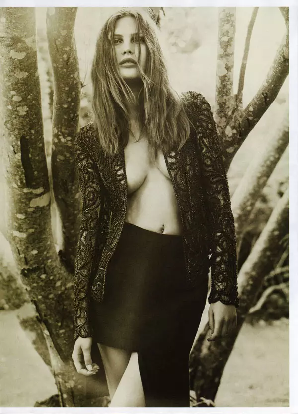 Umari Ingon Ikaw | Abbey Lee Kershaw ug Catherine McNeil alang sa 50th Anniversary Issue sa Vogue Australia