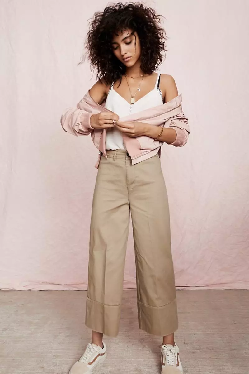 Madewell Side-Zip Bomber Jacket, Silk Button-Down Cami, Langford Wide-Leg Crop Pants, Treasure Pendant Necklace Set le Madewell x Vans Skool Lace-Up Sneakers.