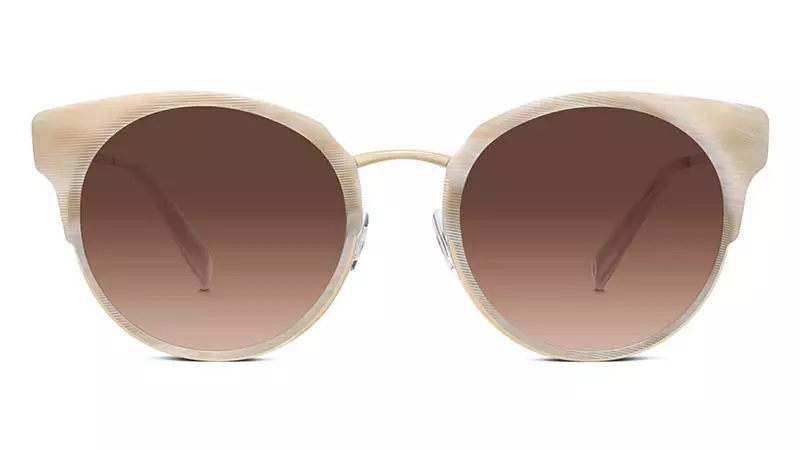 Warby Parker Cleo Nuċċalijiet tax-Xemx bl-Istrixxat Oystershell Kannella b'Lentijiet Gradjent $145