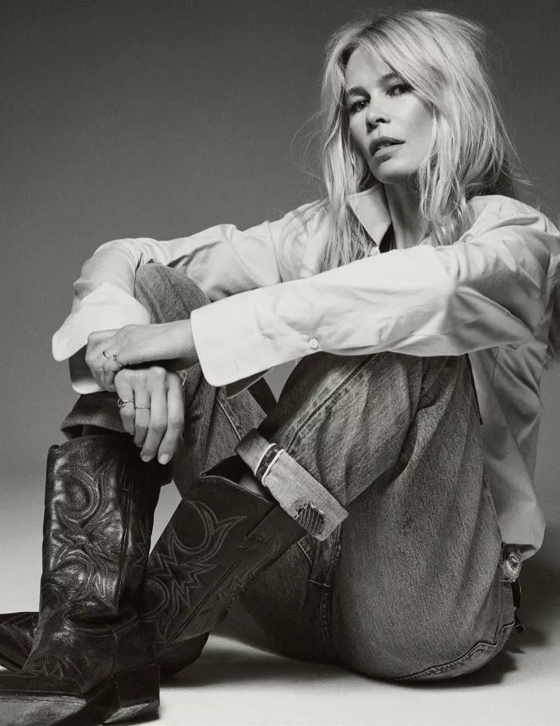 Claudia Schiffer Sportovní ležérní denim pro Vogue Paris