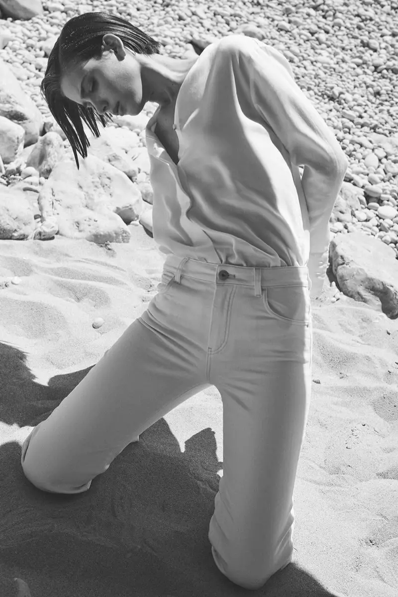 Sean Levy jurken in geheel wit voor Massimo Dutti Join Life lente-zomer 2019 collectie