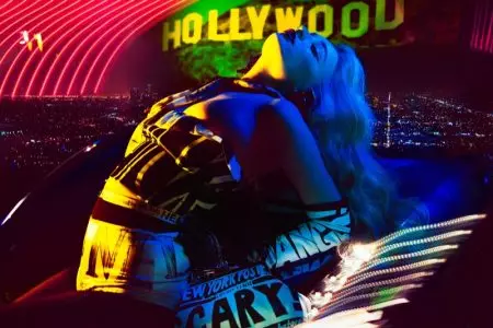 Kim Petras Galore Magazine üçün Glam Faktorunu Açdı