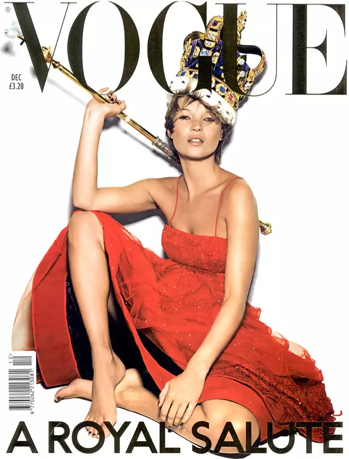 Kate Moss do Vogue UK Clúdach Nollaig 2001 le Nick Knight