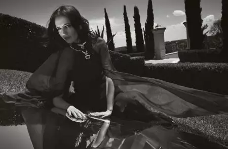 Eva Green indossa abiti eleganti per Vanity Fair Italia