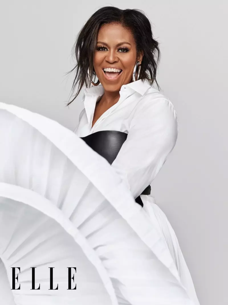 Michelle Obama pózuje v kompletnom Dior looku