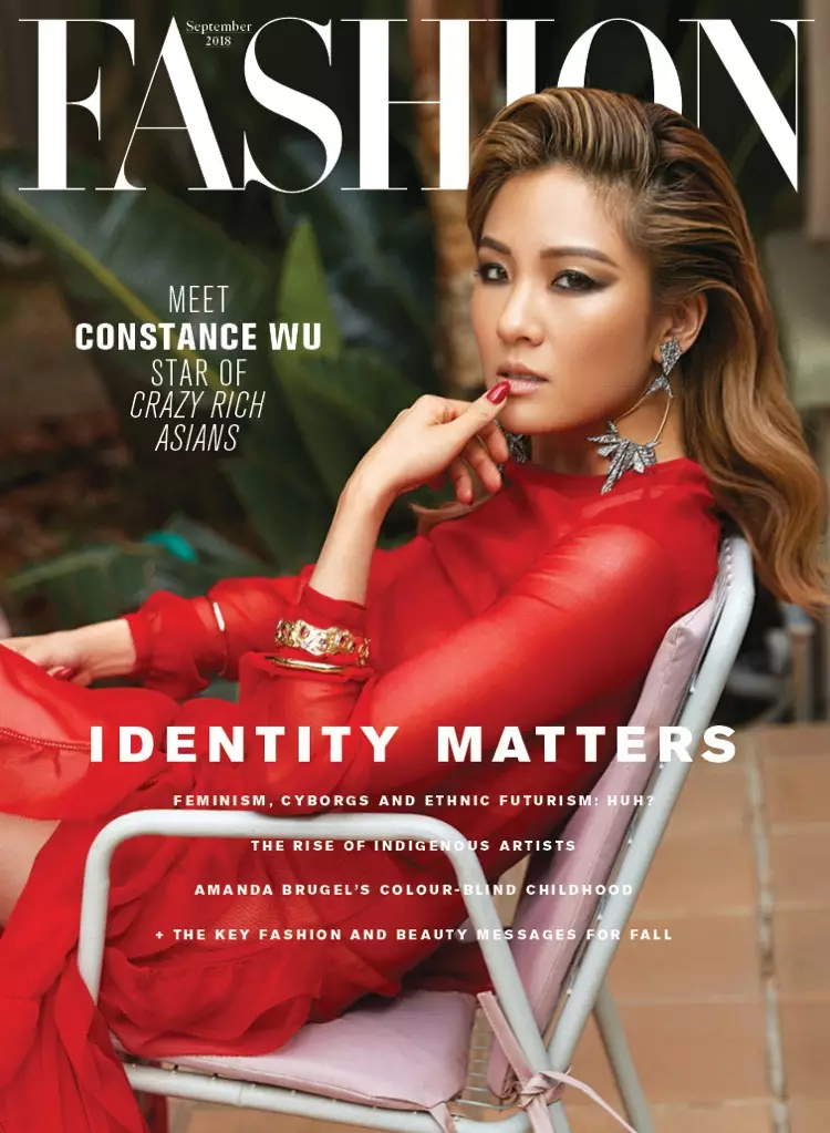 „Crazy Rich Asians“-Star Constance Wu posiert für das FASHION Magazine