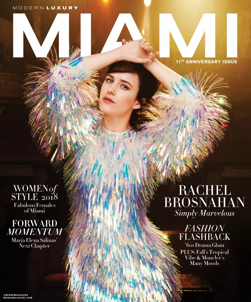 Nữ diễn viên Rachel Brosnahan trên trang bìa Modern Luxury Miami tháng 9 năm 2018