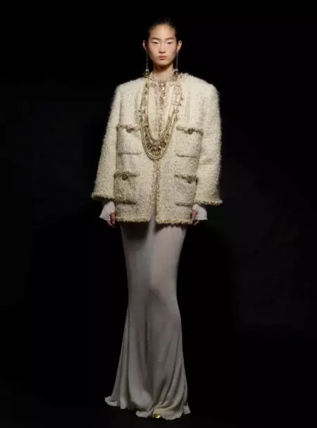 Ang Chanel's Pre-Fall 2019 Collection Channels Karaang Egypt