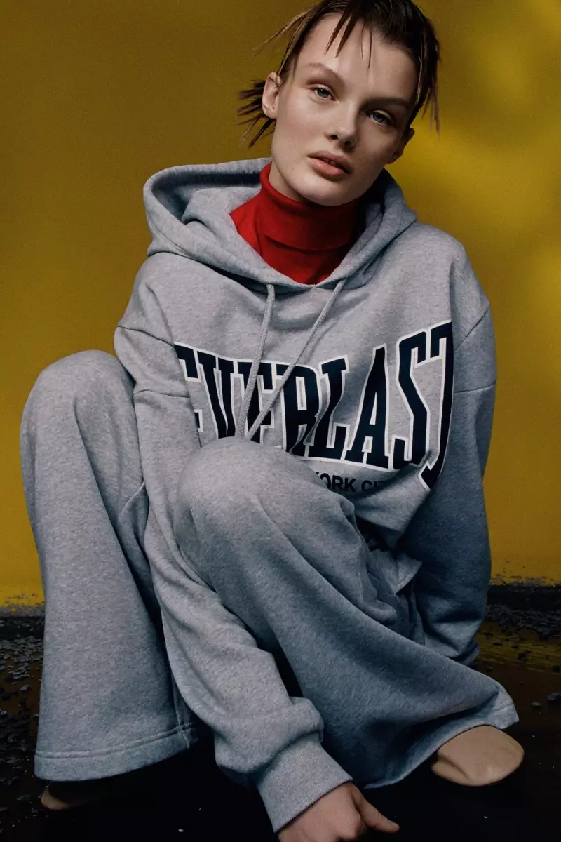 Zara x Everlast ပူးပေါင်းဆောင်ရွက်မှုတွင် activewear မရှိမဖြစ်ပစ္စည်းများပါဝင်သည်။