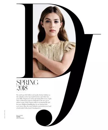 Sistine Stallone prende i riflettori sulla rivista DuJour