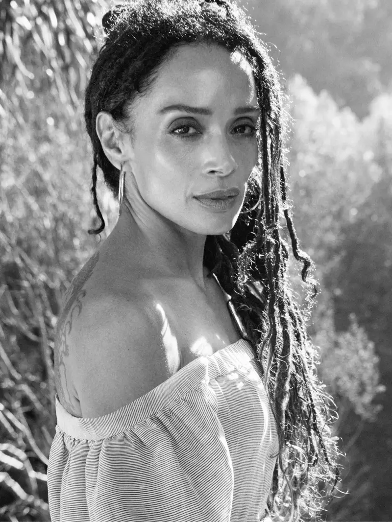 Atriz Lisa Bonet exibe penteado trançado