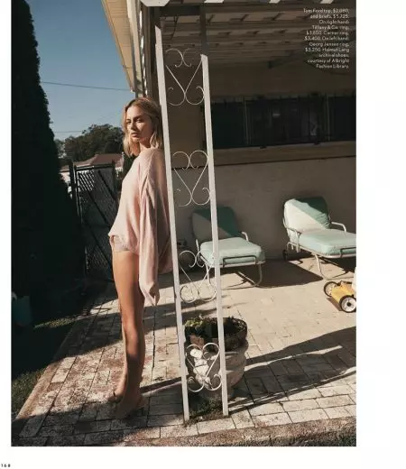 Margot Robbie estas Natura Beleco en Vogue Aŭstralio