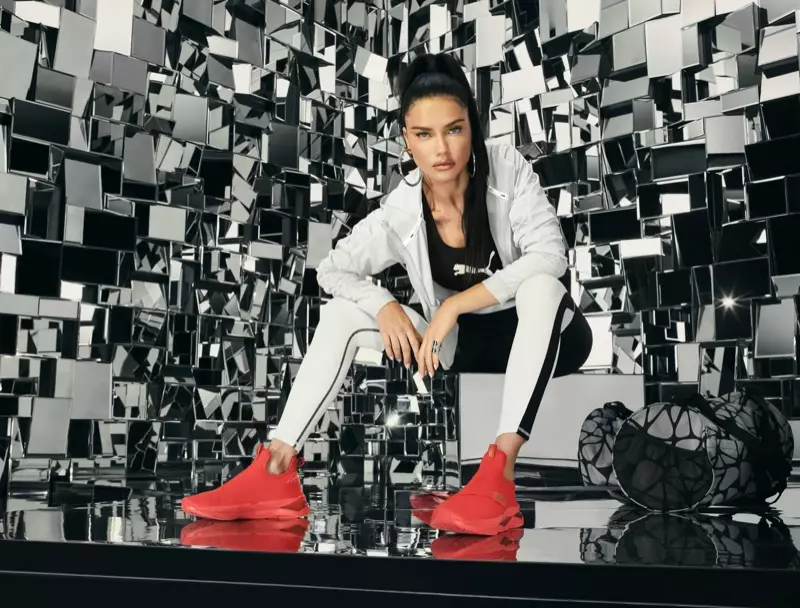 Kazembe Adriana Lima akutsogolera kampeni ya PUMA LQD CELL Shatter Mid sneaker