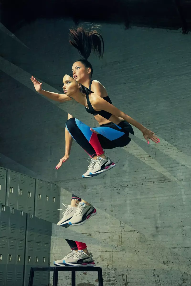 Akiruka juu, Adriana Lima anatokea katika kampeni ya PUMA LQD Cell Shatter XT Shift