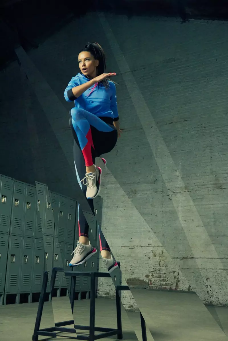 Supermodellen Adriana Lima frontar PUMA LQD CELL Shatter XT Shift sneakerkampanj