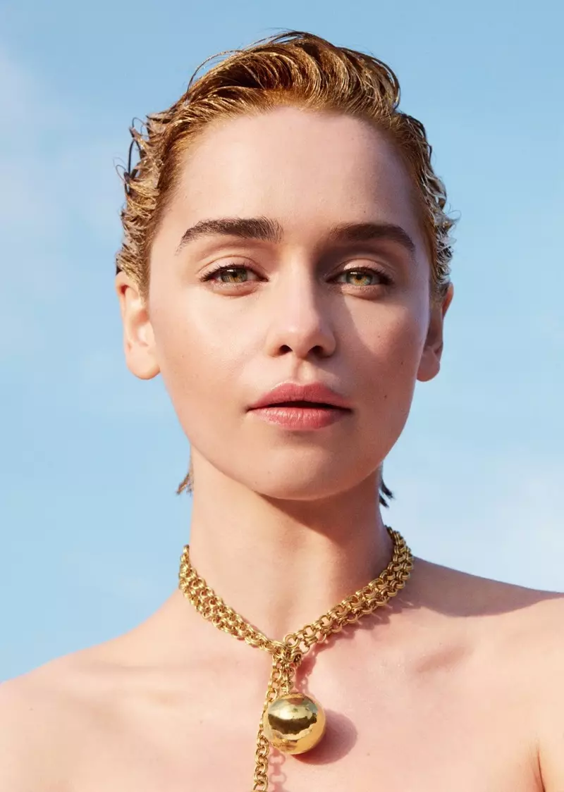 Sessão de beleza de capa Emilia Clarke Allure 2019