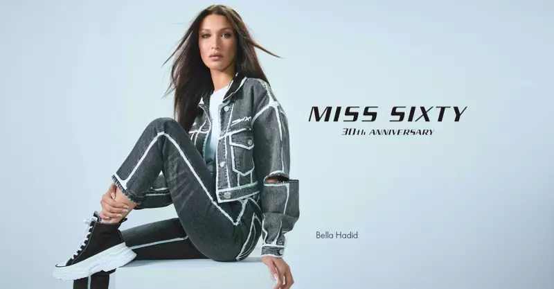 Bella Hadid modell a Miss Sixtynek pózol 2021 őszén-télén