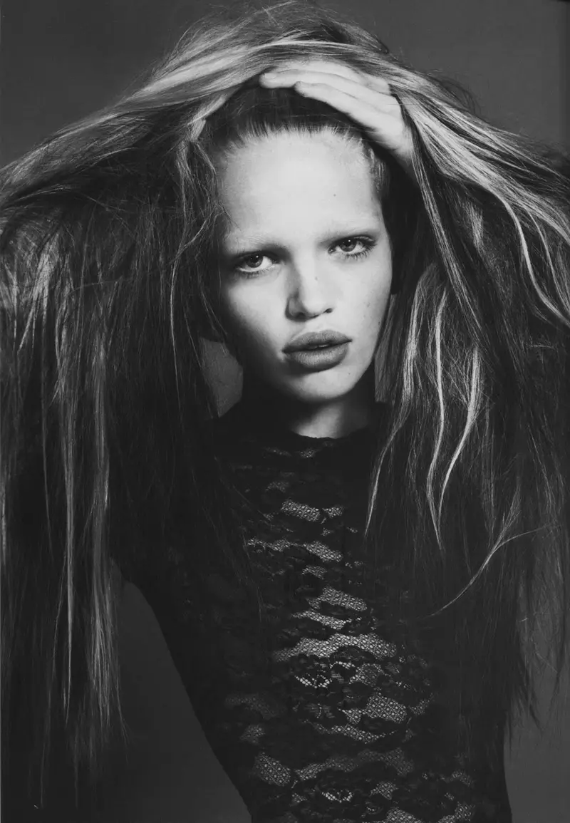 Malgosia Bela, Daphne Groeneveld & Lea T. door Mert & Marcus voor Vogue Parijs september 2010