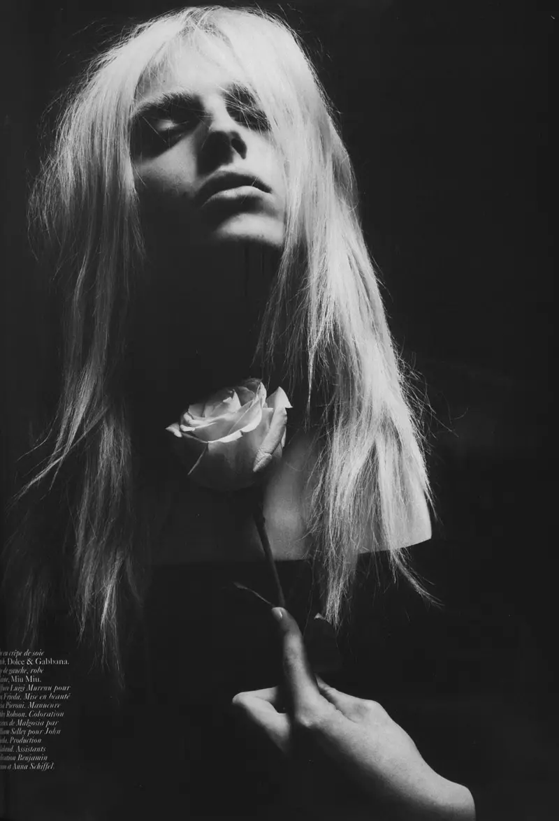 Malgosia Bela, Daphne Groeneveld & Lea T. oleh Mert & Marcus untuk Vogue Paris September 2010