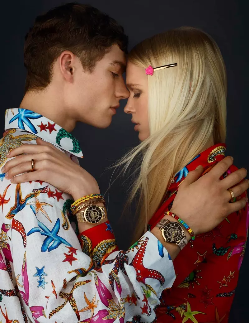 Versace Watches przedstawia kampanię wiosna-lato 2021.