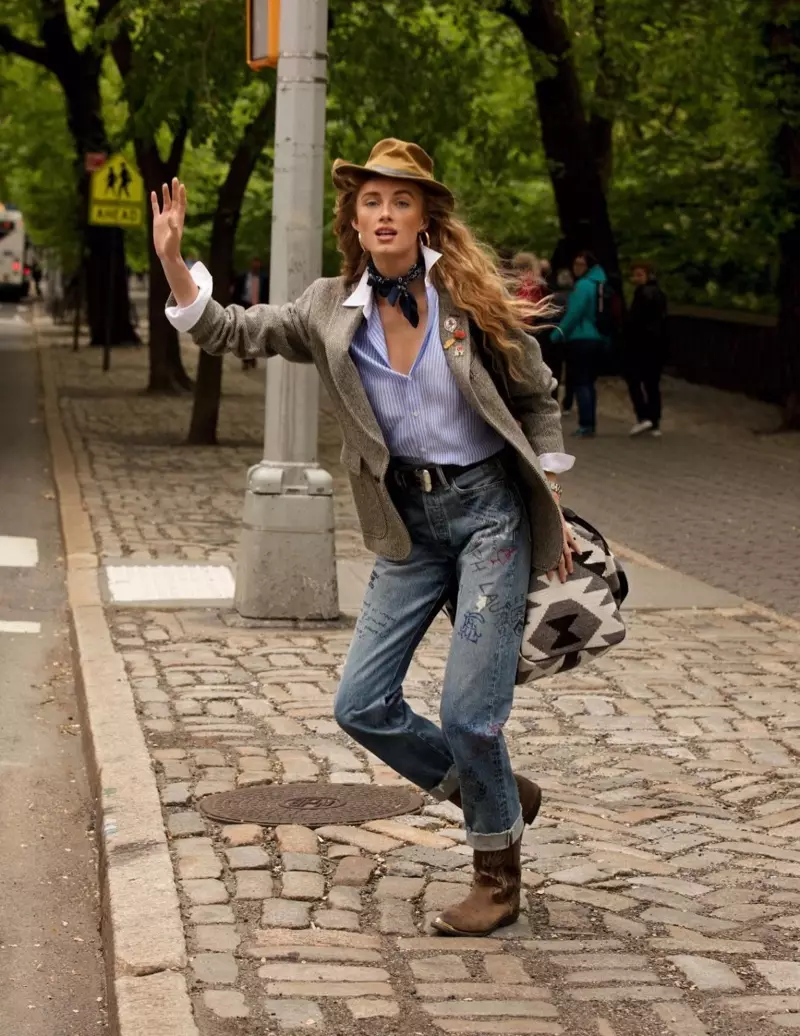 Rianne van Rompaey omarmt New York Street Style voor Vogue Paris